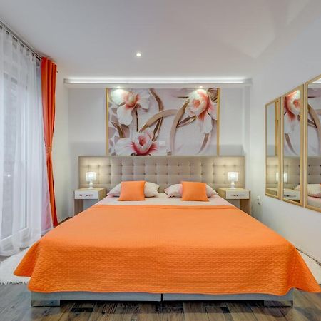 Room&Studio Apartment Just Enjoy Split Exteriör bild