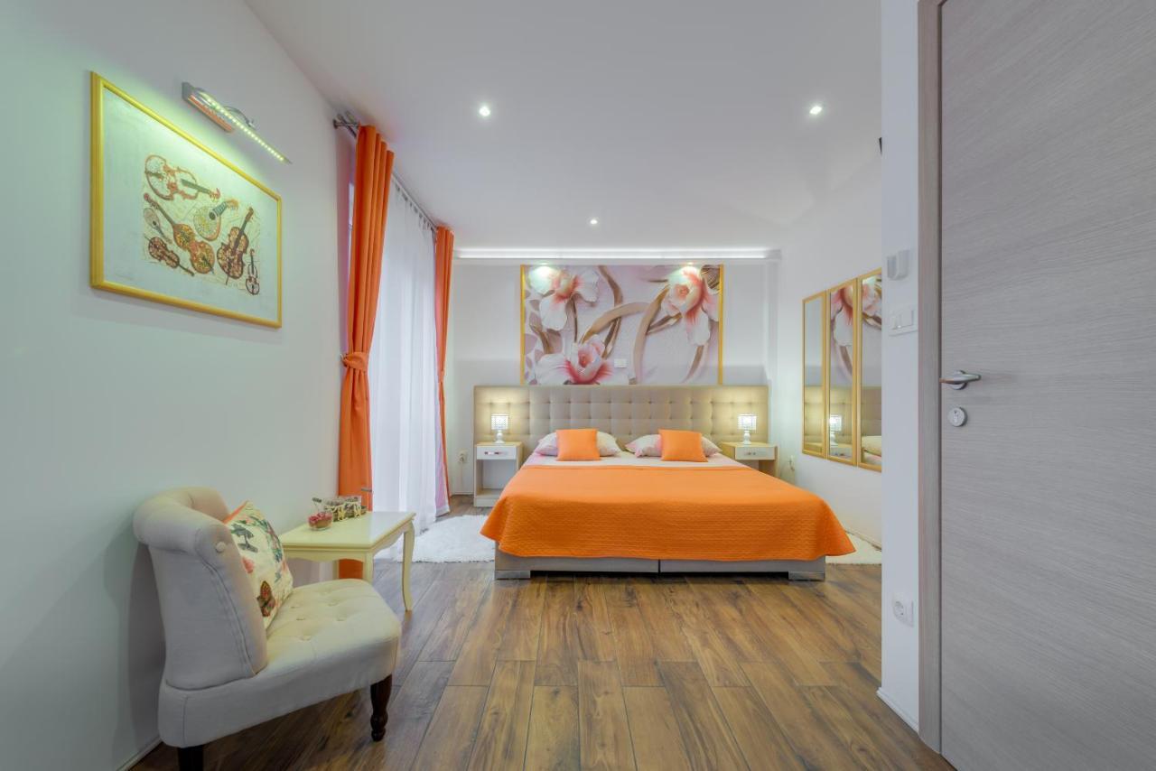 Room&Studio Apartment Just Enjoy Split Exteriör bild