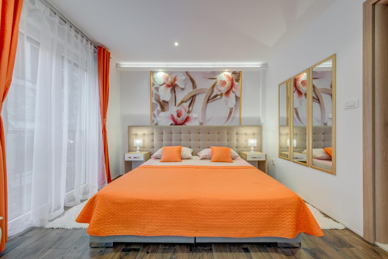 Room&Studio Apartment Just Enjoy Split Exteriör bild